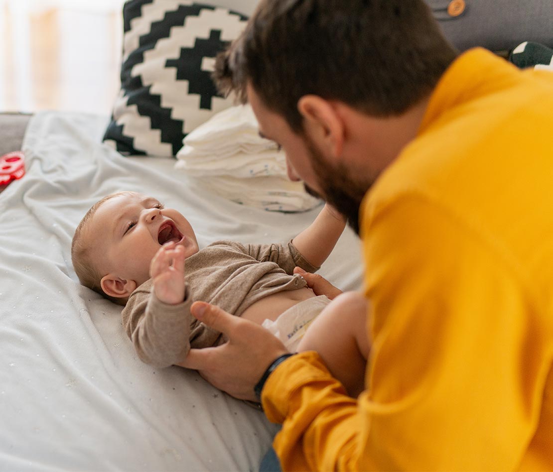 Quand arrêter la table à langer pour bébé ?