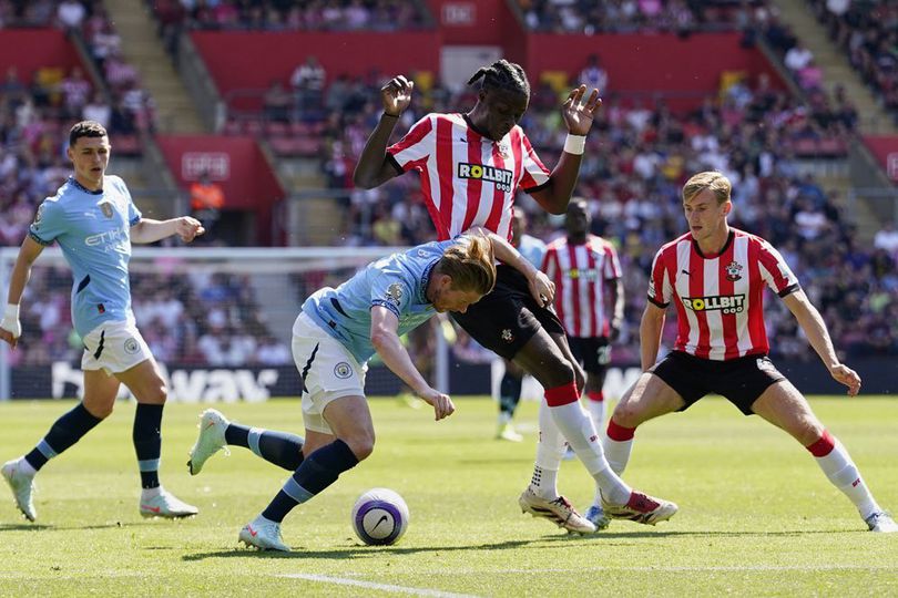 Duel Southampton vs Manchester City pada pekan ke-36 Premier League 2024/2025 info main bola Bek Man City Frustrasi: Southampton Hanya Buang-Buang Waktu