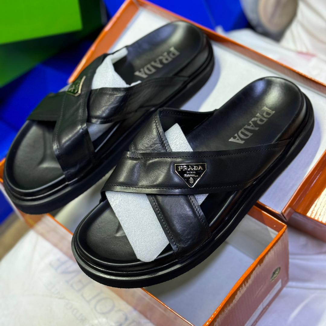 babouche prada