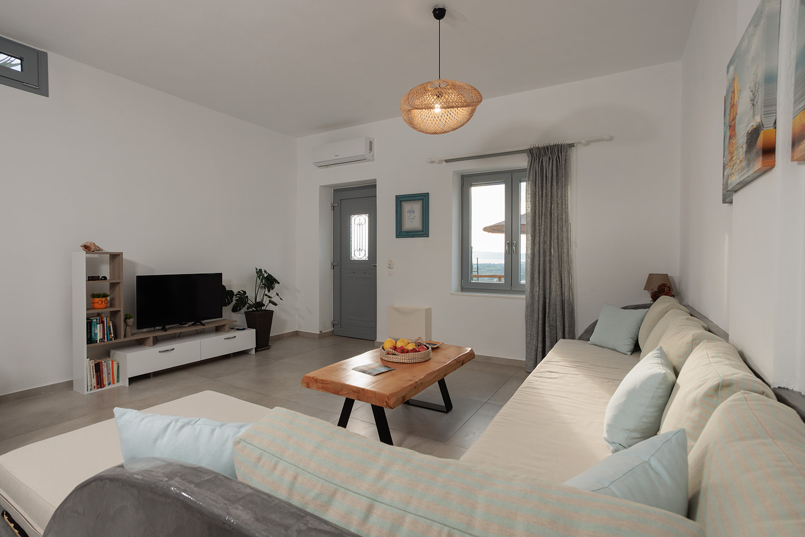 Living-Room