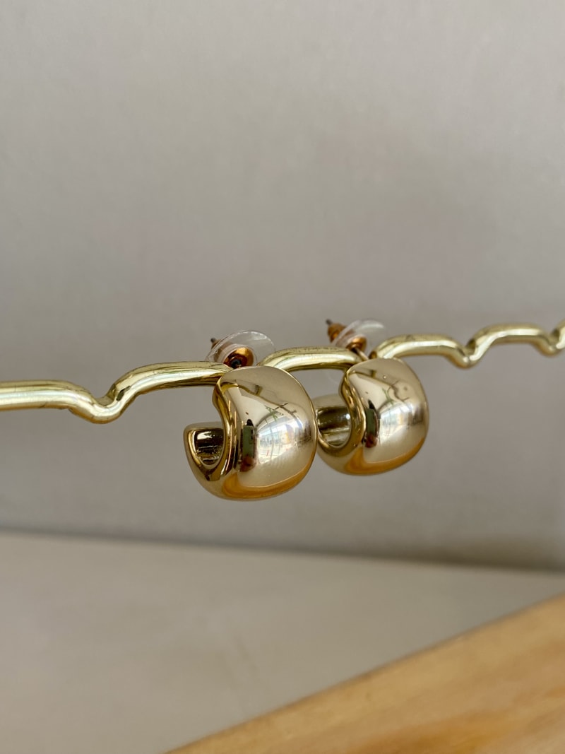 Mini argola dourada