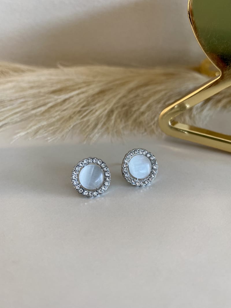 Brinco de strass