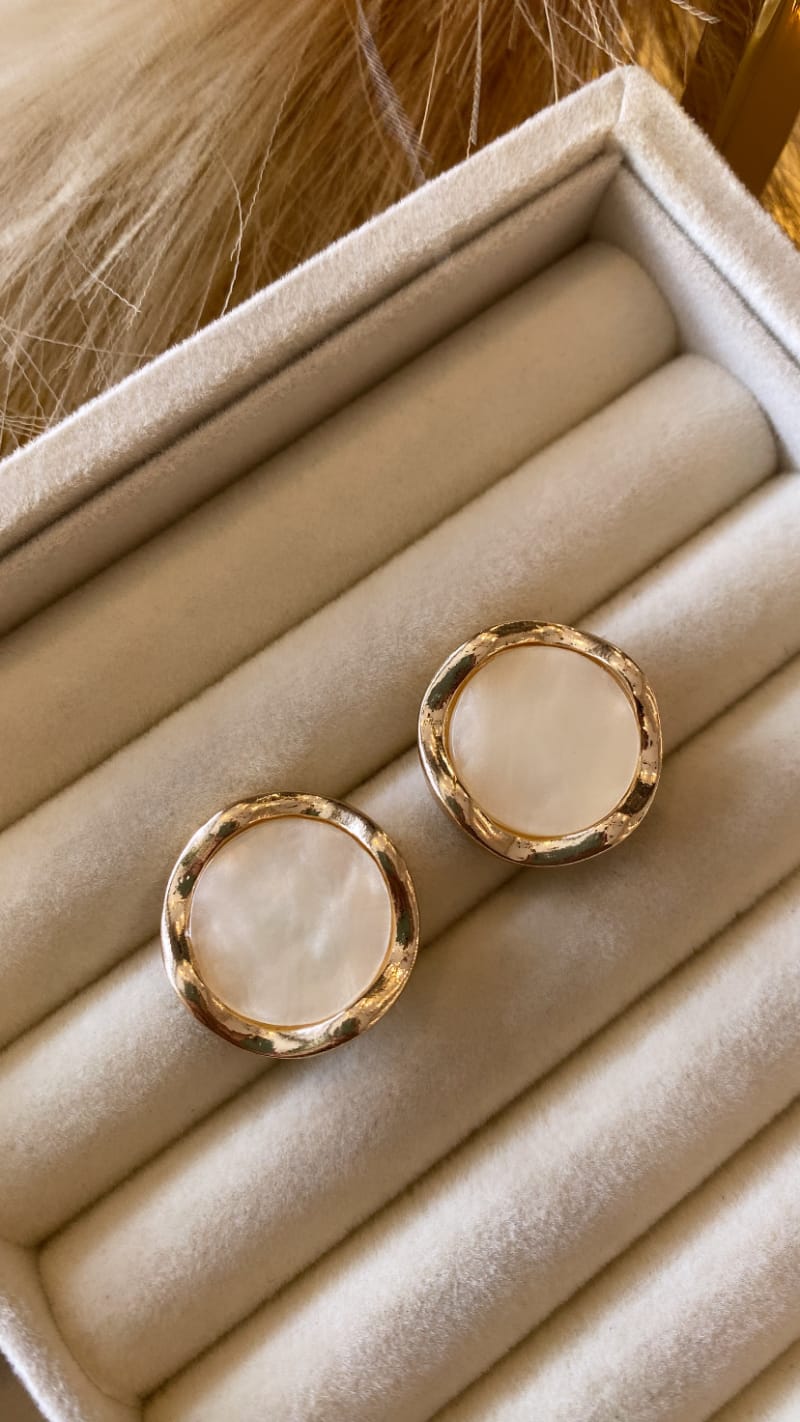 Brinco dourado