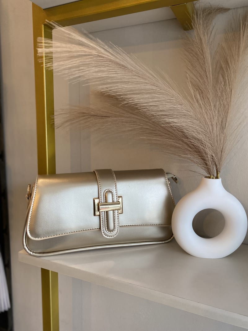 Bolsa baguette dourada