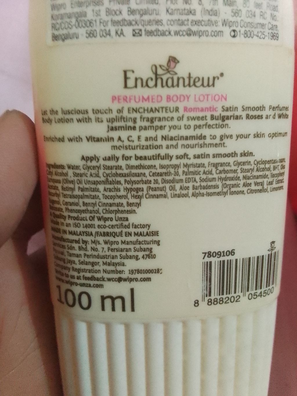 Enchanteur Romantic Satin Smooth Perfumed Body Lotion label