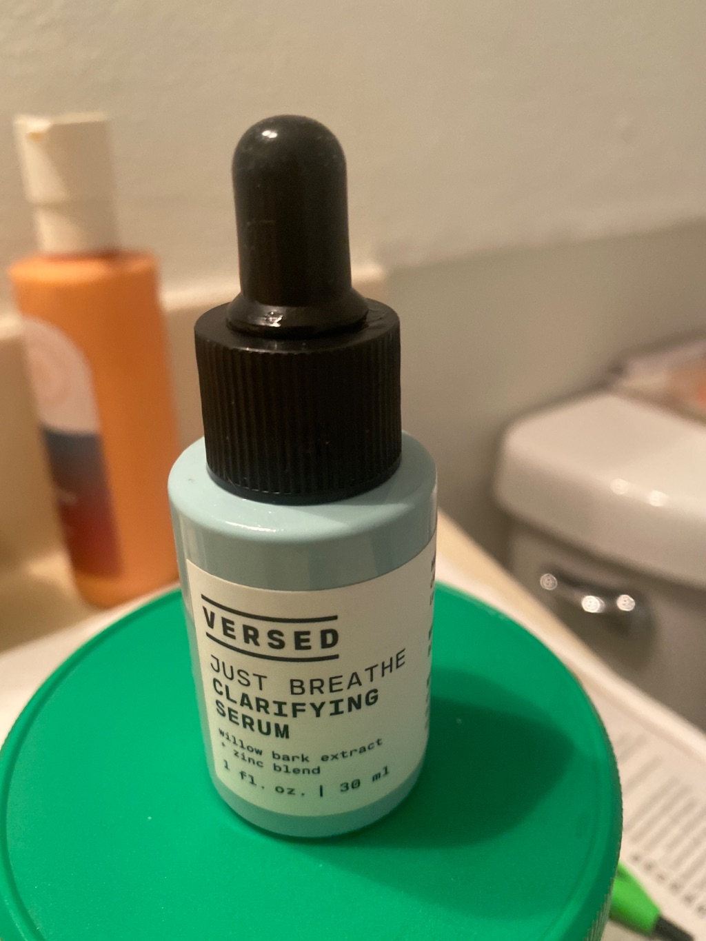 Versed Just Breathe Clarifying Serum
