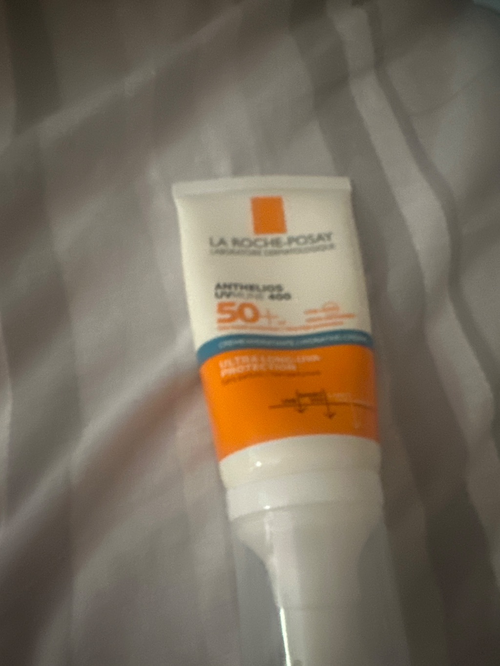 La Roche-Posay Anthelios UVMune 400 Hydrating Cream SPF 50+