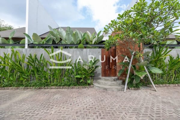 Casa Nina – Modern Tropical 2-Bedroom Villa in Ubud