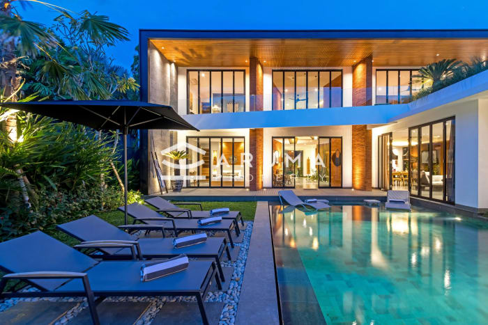Villa Castil di Udara – Modern 4-Bedroom Private Pool Villa photo 3
