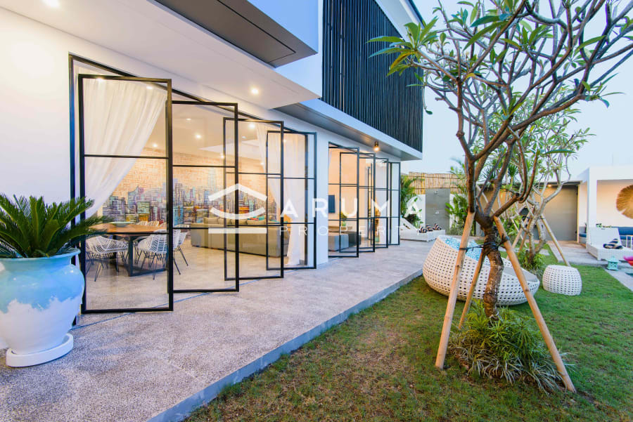 Premium Tropical Villa for Leasehold Sale in Berawa photo 13