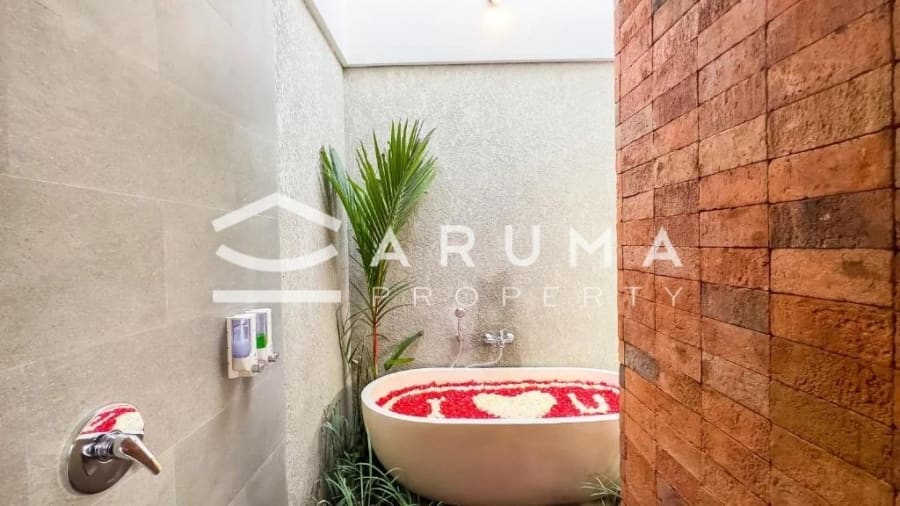Casa Nina – Modern Tropical 2-Bedroom Villa in Ubud photo 13