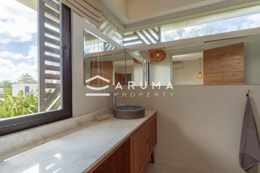 Kamelia 9 – Modern 5-Bedroom Villa in Berawa photo 11