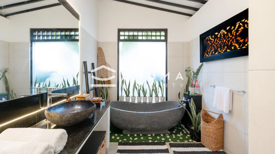 Villa Lepak by the River – Luxury 3-Bedroom Riverside Villa in Ubud photo 11