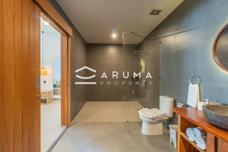 Villa D7 – 3-Bedroom Villa for Rent in Tumbak Bayuh photo 13