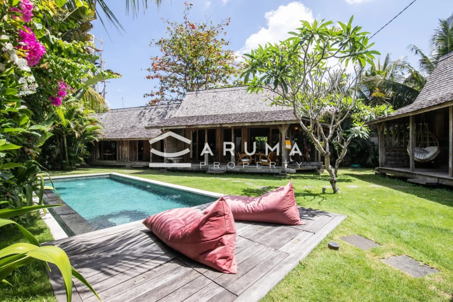 Traditional Joglo Villa Berawa – 3-Bedroom Villa for Rent photo 2