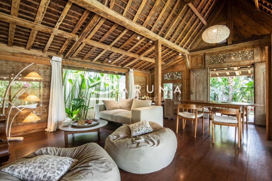 Traditional Joglo Villa Berawa – 3-Bedroom Villa for Rent photo 4