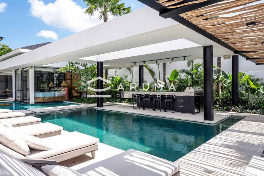 Luxury 5 Bedroom Freehold Villa in Tumbak Bayuh photo 19