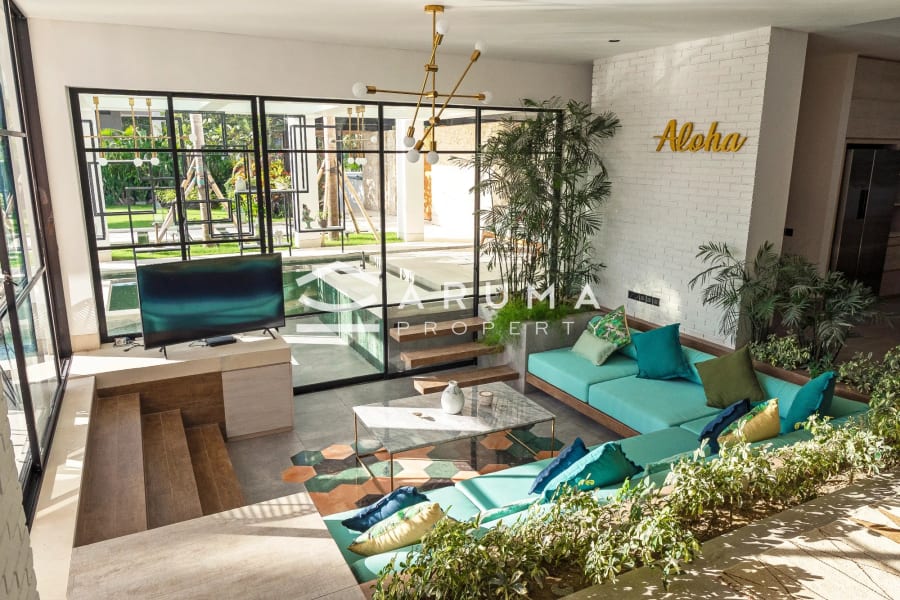 Luxury 5 Bedroom Freehold Villa in Tumbak Bayuh photo 20