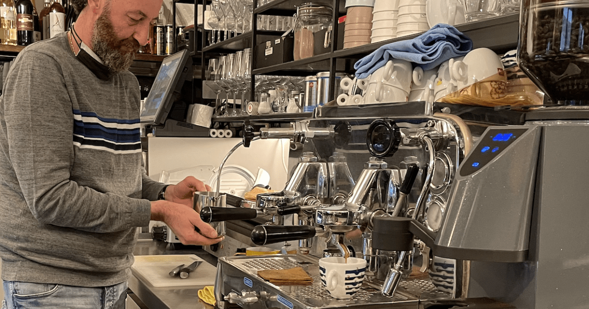 Il Bar Regensburg Dolce Vita in einer italienis... Curicosmo