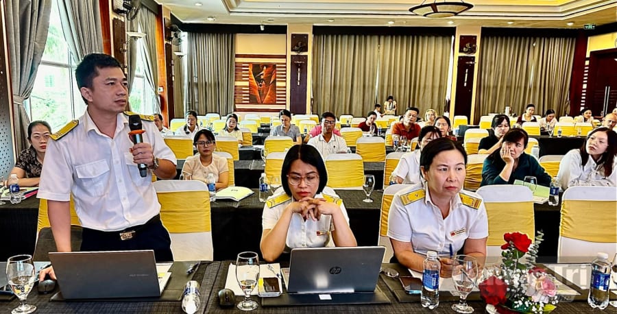 Các đại biểu tham gia thảo luận, trao đổi ý kiến - Ảnh: H.Tr