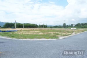 Đẩy nhanh tiến độ di dời dân ra khỏi vùng sạt lở
