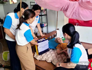 Khi chị em góp sức xây dựng quê hương
