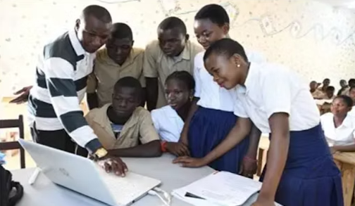 Students working together