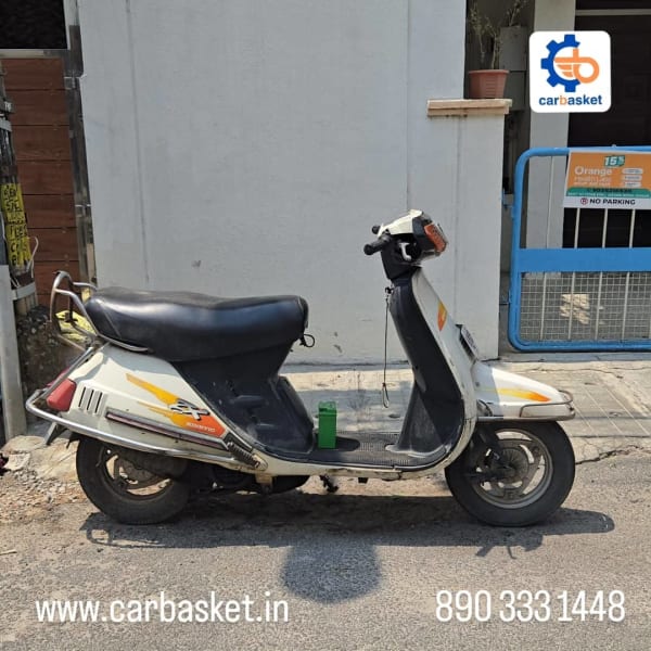Old Kinetic scooter removal for scrap in Bangalore by CarBasket - scooter scrap buyers, vehicle dismantling and RC deregistration