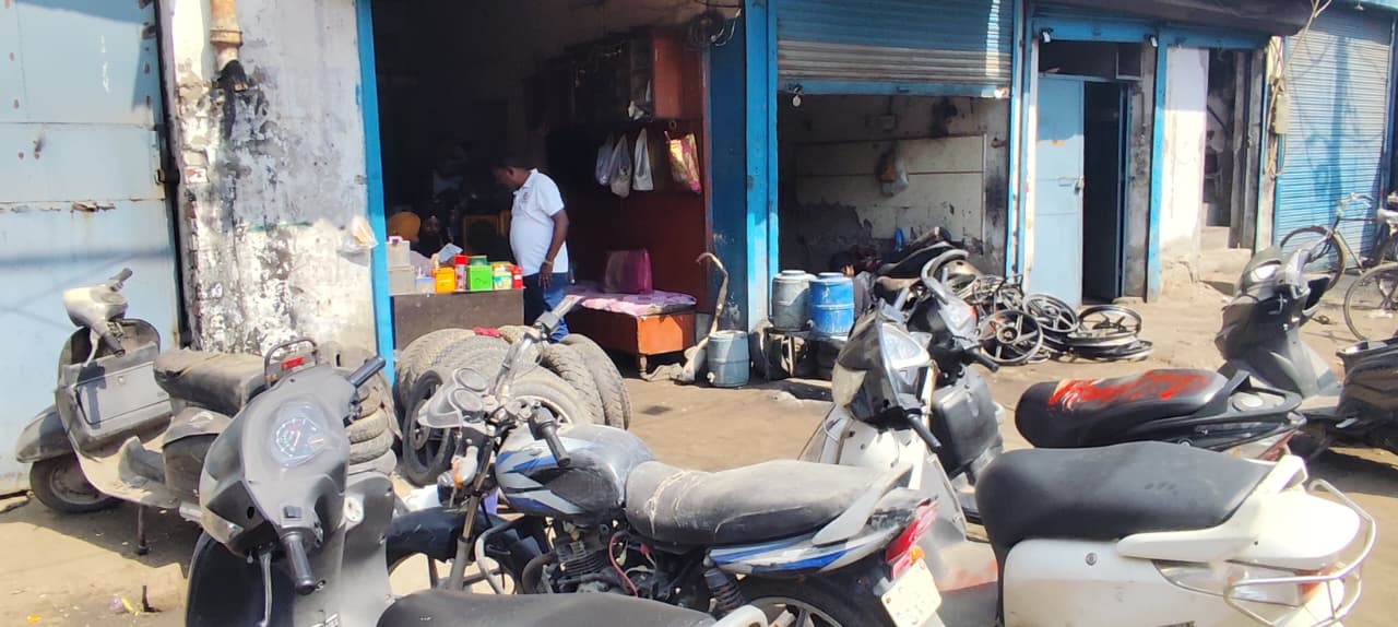 Vehicle Pickup For Scrap