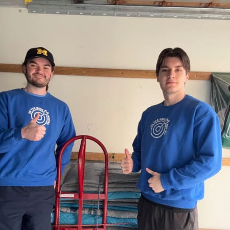 On The Mark Moving Team