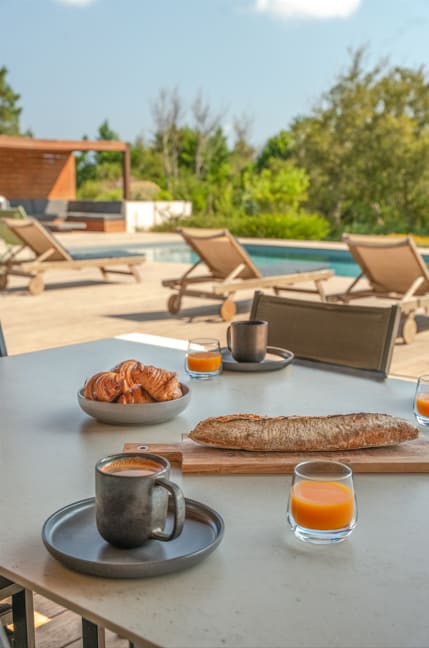 Villa Sandora – 14 pers, Plage à pied, Piscine SPA - image 2