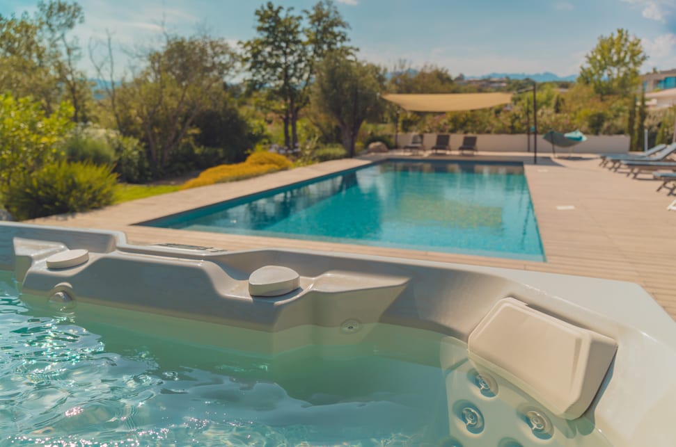 Villa Sandora – 14 pers, Plage à pied, Piscine SPA - image 1