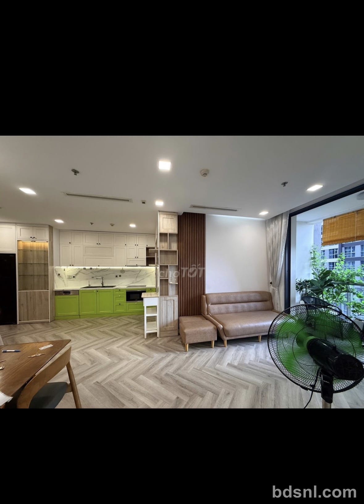 Cho thuê 3PN Vinhomes Central Park, full nội thất xinh xắn, view sông
