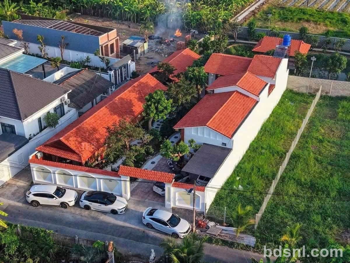 Chính chủ gửi nhà vườn gỗ lim nhiều gian