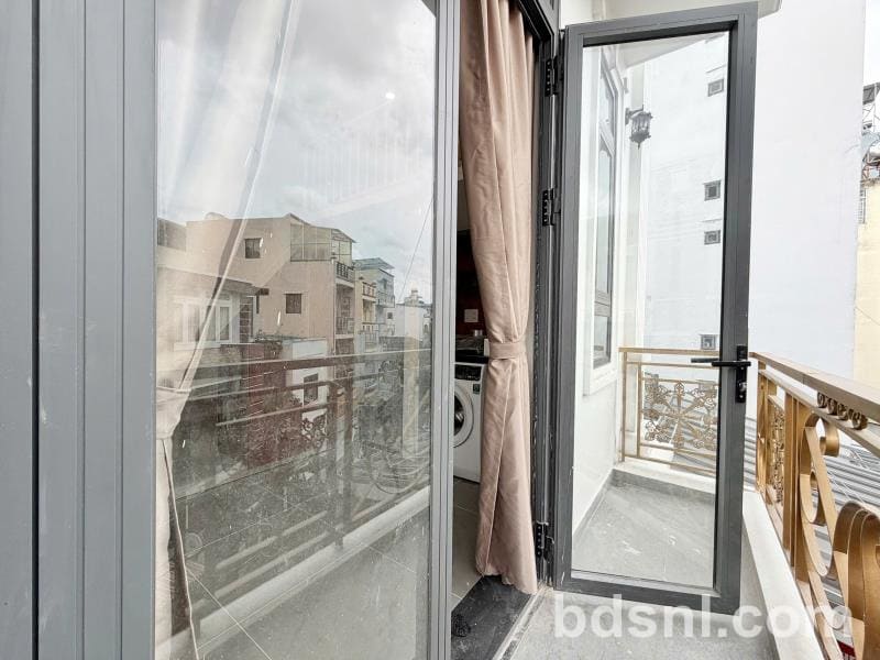 Cho thuê căn hộ cao cấp full nội thất - tại Lý Thường Kiệt, Tân Bình