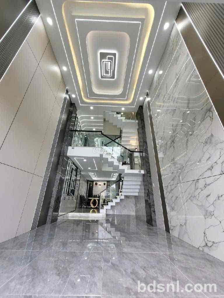 Nhà 5 tầng FULL NỘI THẤT đường TX33 phường TX Q12, Dt 62m2 Hẻm Ôtô