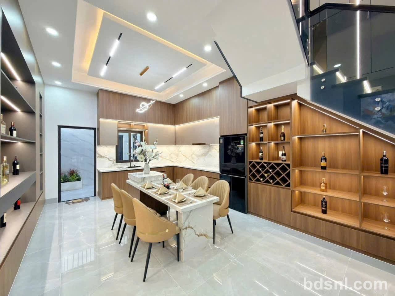 Bán nhà 1 trệt 2 lầu Đường D7 KDC Hồng Loan 6A