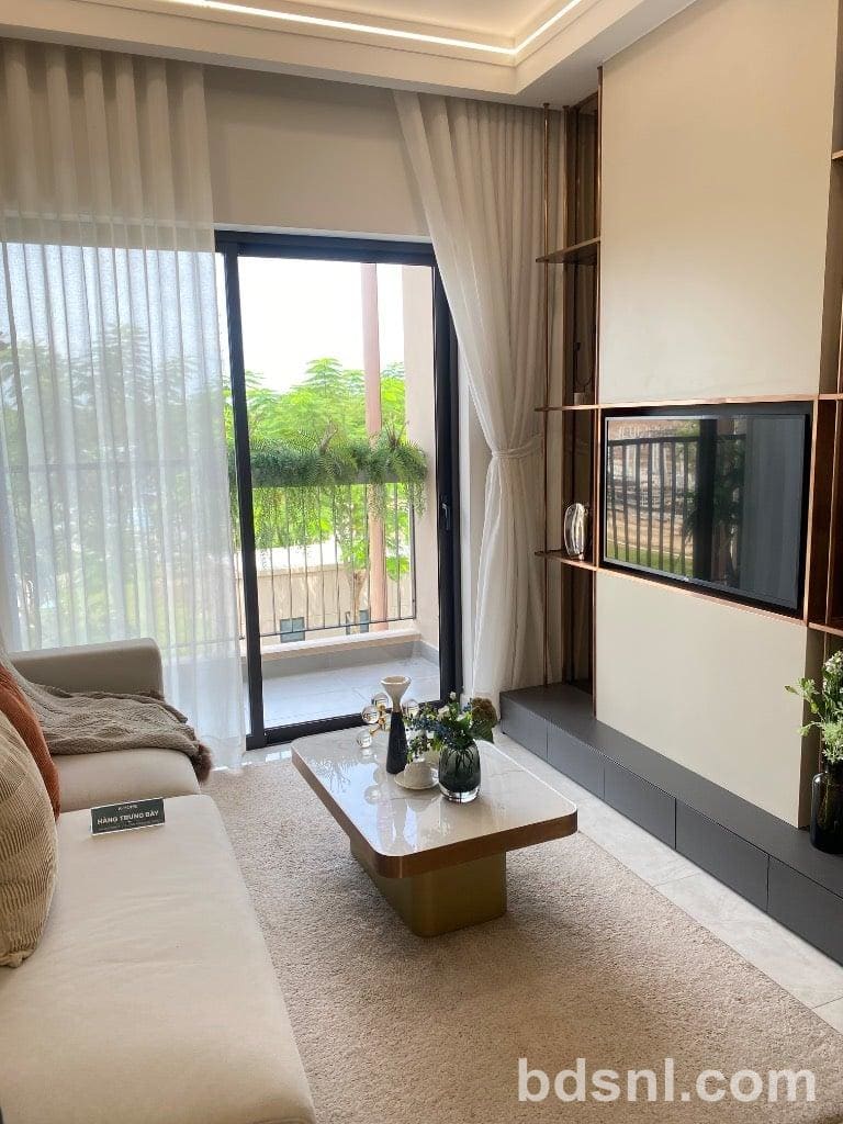Nhà nguyên căn K Home New City – Hòa Phú