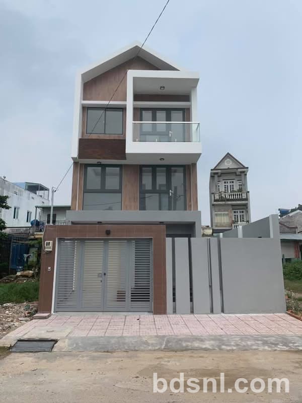 Bán nhà 3 tầng đường Lê Thị Hoa, Bình Chiểu, Thủ Đức