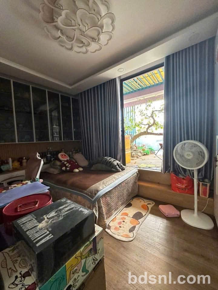 BÁN GẤP