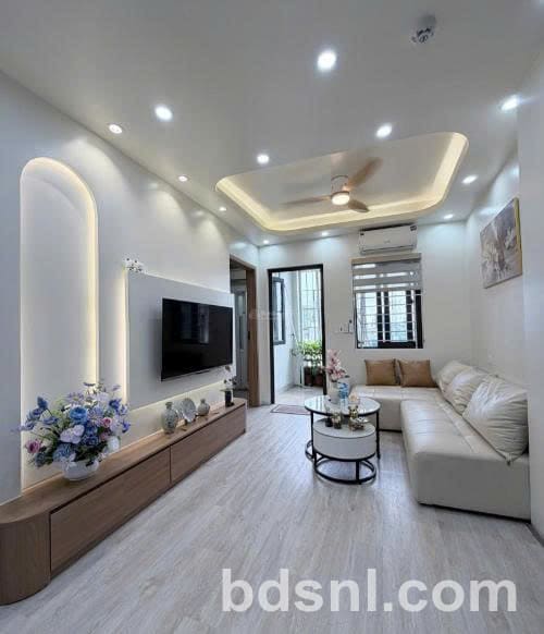 Bán CCMN mặt phố lớn 2N 2WC sổ hồng từng căn - Vũ Tông Phan, Ngã 4 Sở