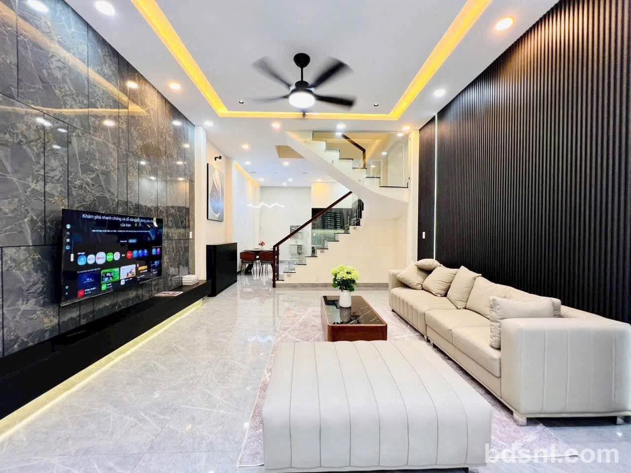 NHÀ PHỐ ĐẸP HIỆP THÀNH 13 – KHU PHÂN LÔ – FULL NỘI THẤT – HẺM NHỰA 5,5M – CHỈ 5,75 TỶ