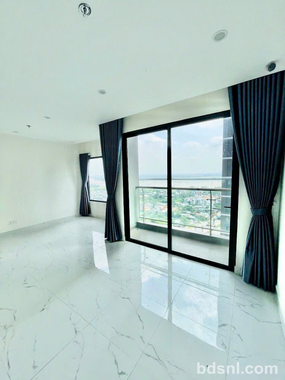 Cho thuê căn 2pn+ Vinhomes Grand Park