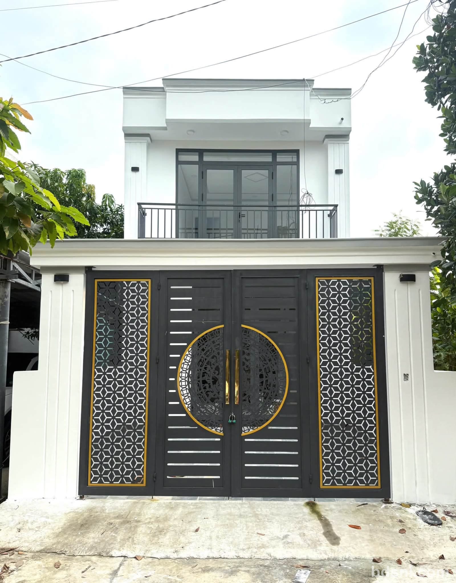 bán nhà 1 trệt 1 lầu