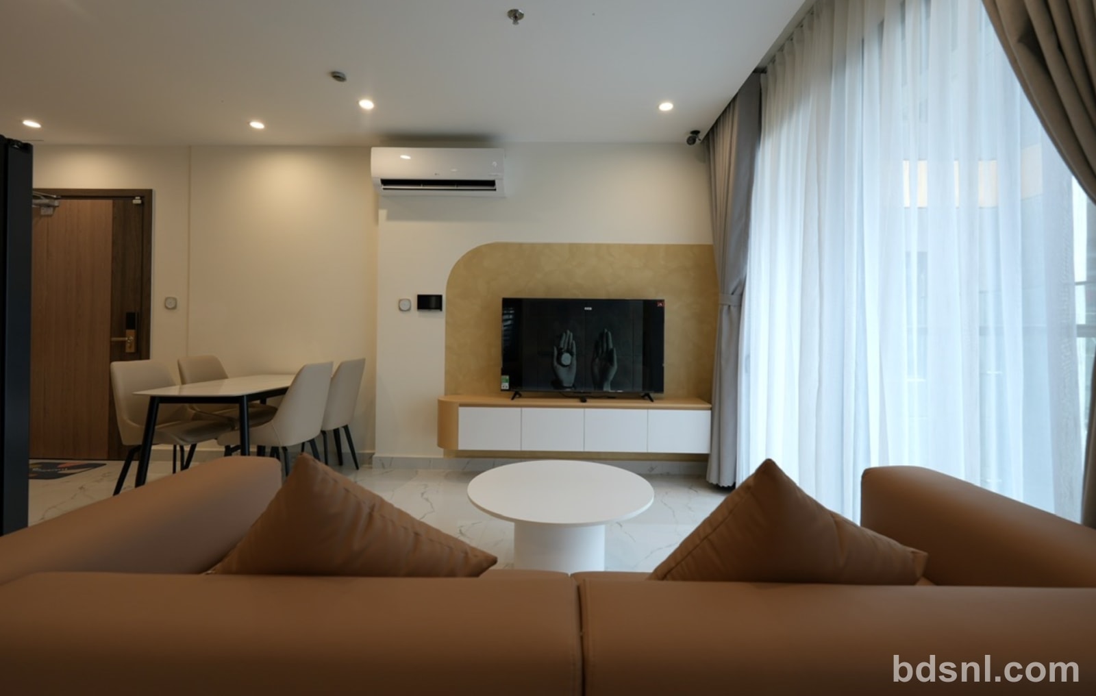 CHO THUÊ VINHOMES GRAND PARK