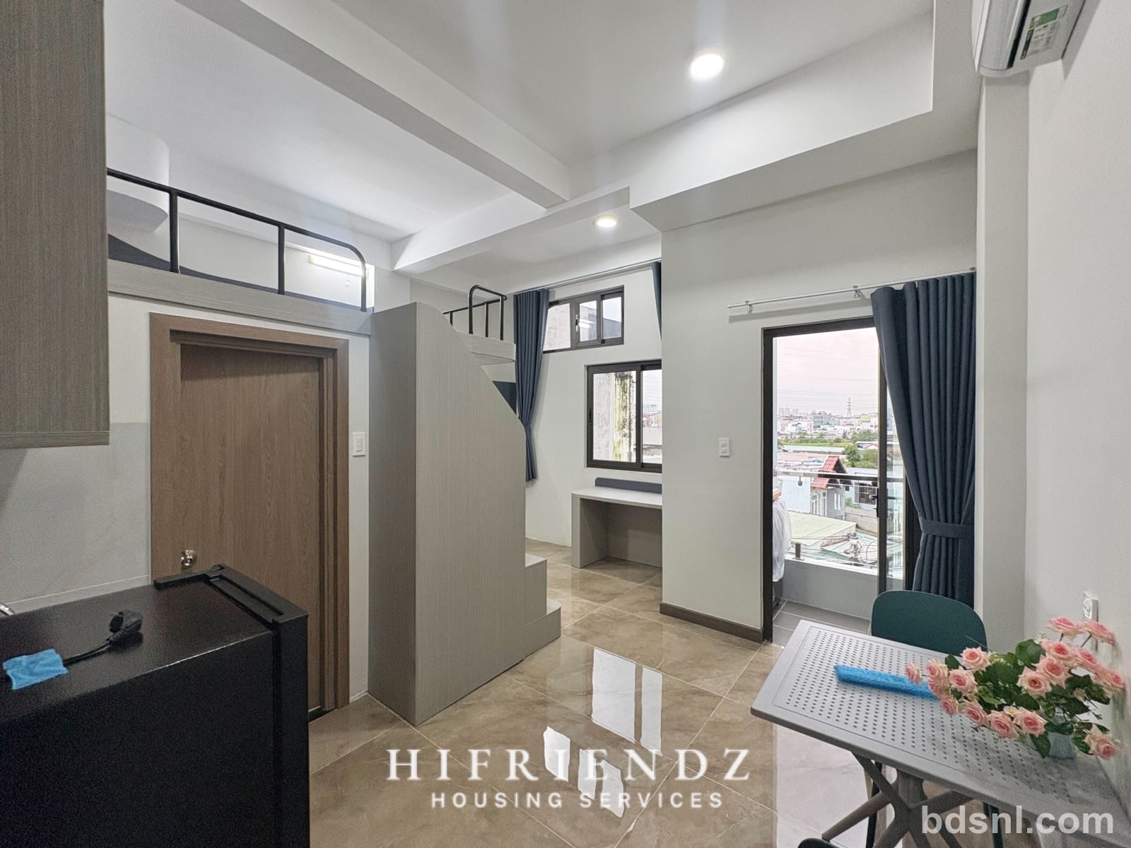 Trống sẫn phòng full nội thất ngay vincom lê văn việt giá rẻ