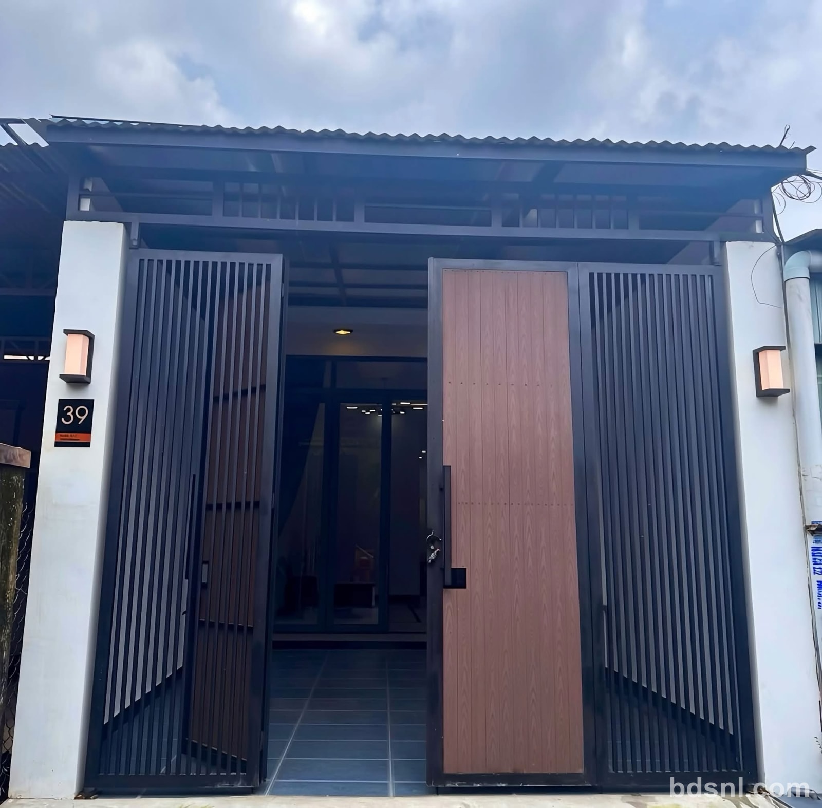 Bán nhà sân vườn gần Tòa Thánh Tây Ninh – Hẻm ô tô – Full nội thất