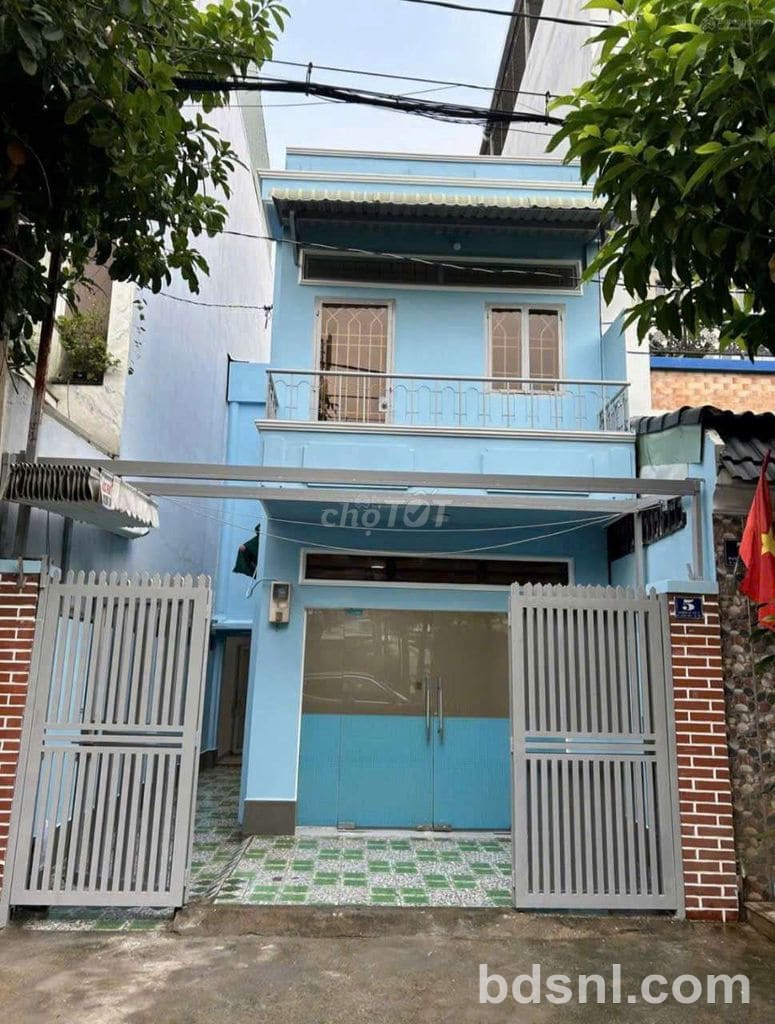 NHÀ VUÔNG VỨC 100M2 NGAY CÔNG VIÊN, GẦN PHẠM VĂN ĐỒNG. Ở+LÀM VP, KD OL