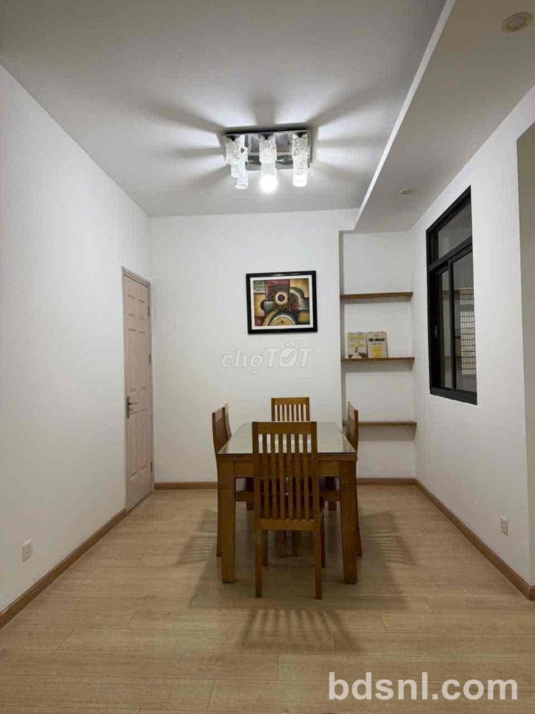 Cho thuê căn hộ quận 7, 160m2 diện tích lớn, 3 phòng ngủ, nội thất