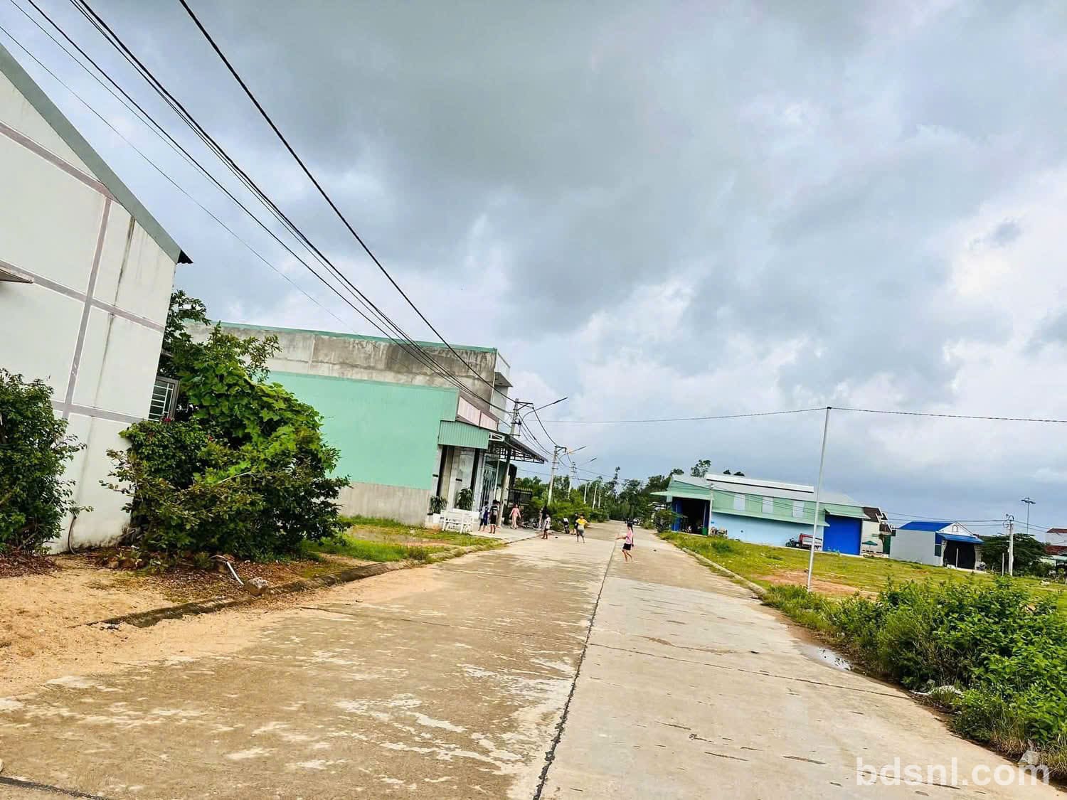 BÁN ĐẤT
